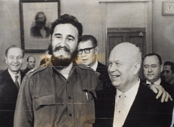 Три фотографии: Хрущев, Брежнев, Микоян, Мао Цзэдун, Фидель Кастро. [1960-е гг.].