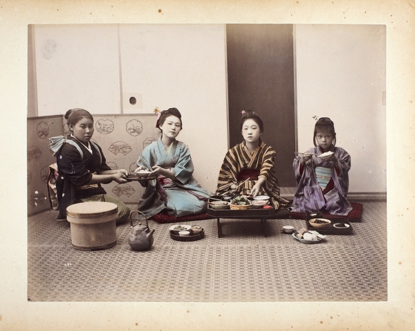 Япония. Фотоальбом видов и типов. Кон. XIX — нач. ХХ в.