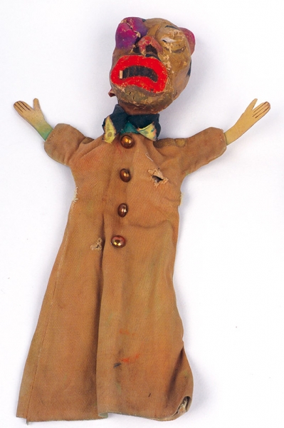 Куклы для фронтового театра. 3 штуки. Начало 1940-х. Папье-маше, роспись, ткань.