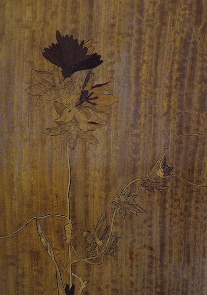Луи Мажорель. Кресло с головами лебедей в стиле ар-нуво. Франция, Нанси, начало ХХ века. Пальма, красное дерево, чинара; резьба, цветочный орнамент маркетри.