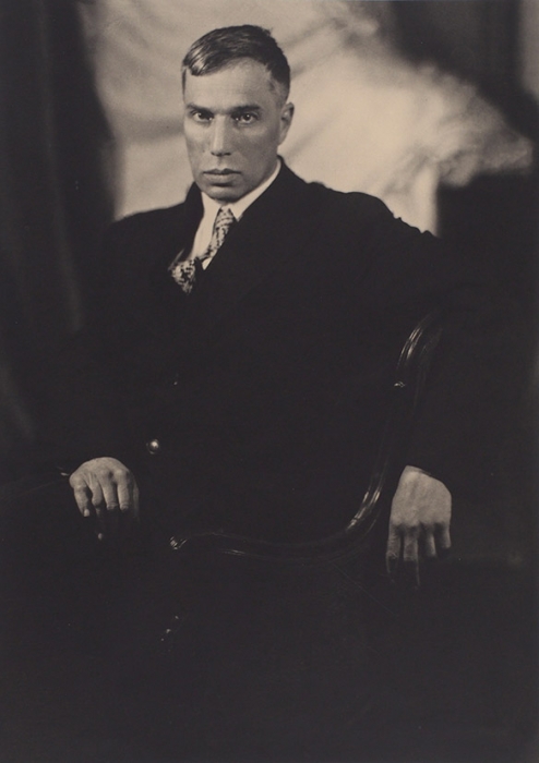 Фотография Бориса Пастернака / фот. М. Наппельбаум. М., 1930-е гг.